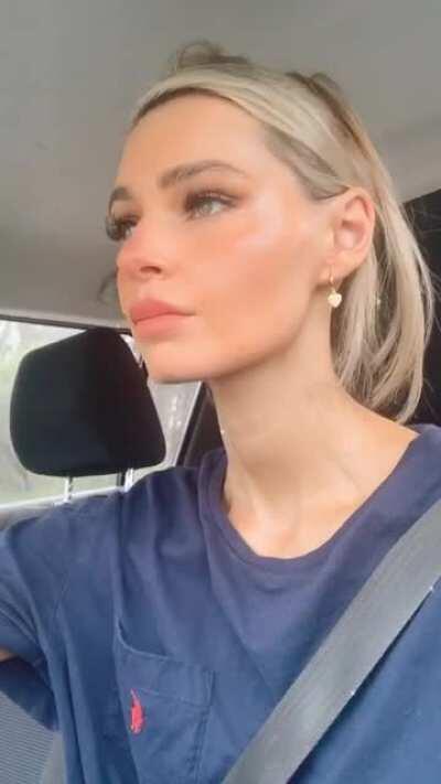 Driving to the mall to face the Xmas eve chaos