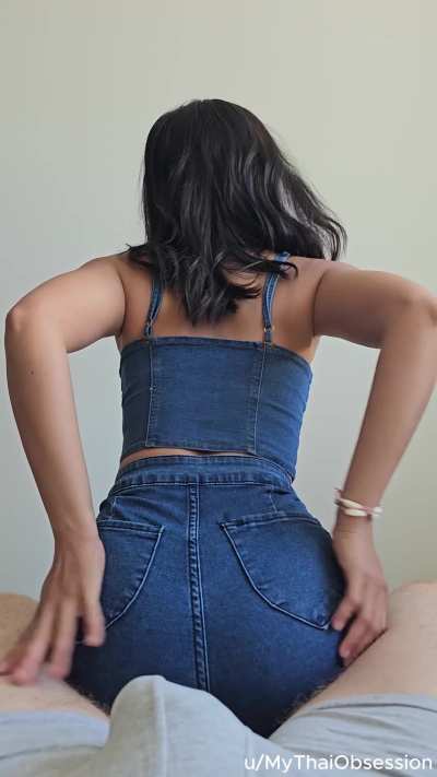 Do you like when she uses her body like this?