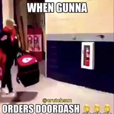 200 Sandwiches for Lunch 😈