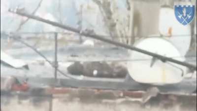 Ukrainian Soldiers destroying Russian occupiers in the streets battles of Toretsk and blowing up a high rise building full of Russian Military 