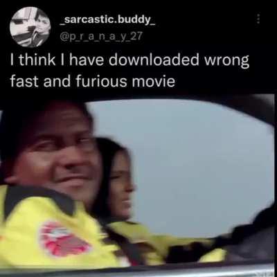 Title Gya Petrol ki Tanki me chhed krne