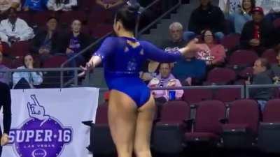 Fisk University’s Liberty Mora 💙🤍🤸‍♀️