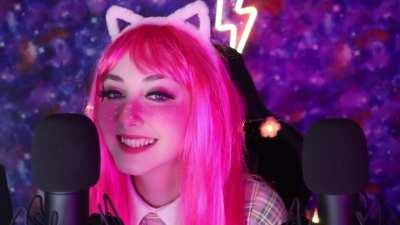 VisualSounds1 measuring and teasing