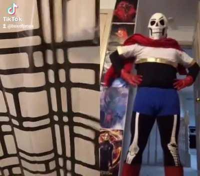 OMG! DON'T KICK DOWN THE BATHROOM DOOR, PAP!