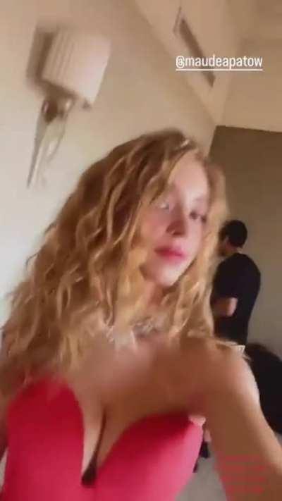 Sydney Sweeney & Maude Apatow