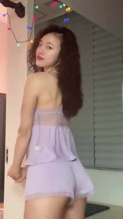 she looks pretty in this dress