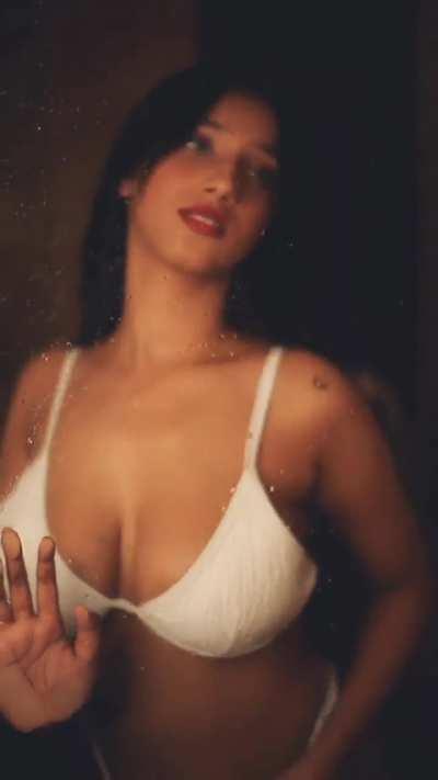 Miss Moon🥰🤩😍