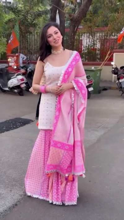 Divya Khosla 💓🥰