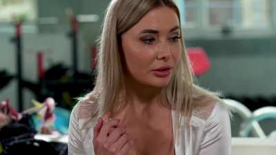Horny Wife Venera Maxima Treats BBC Policemen To Slam Her Holes