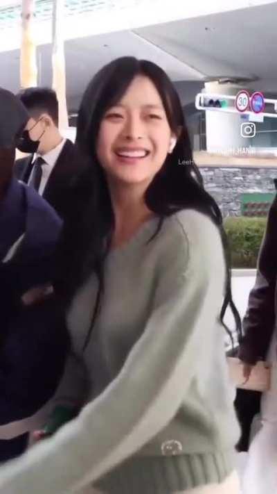 How stunningly beautiful is she?