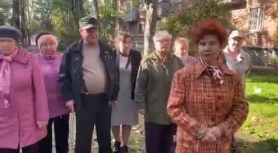 Пожилые граждане из объединения 