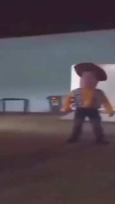 Quem é que canta isso aqui?