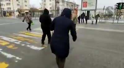 How the weather? It's windy.