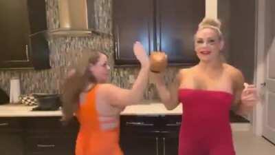 The neidhart sisters 👀💦💦