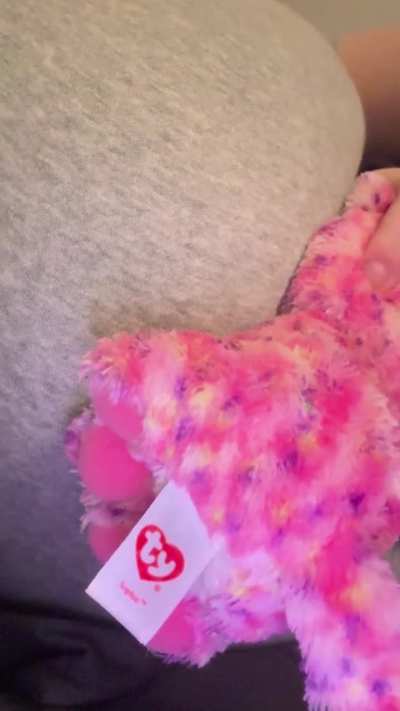 More farts on plush!!