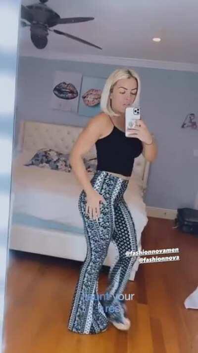 Mandy Rose