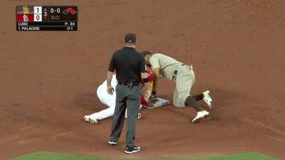 [Highlight] [Highlight] Catcher Luis Campusano picks off Walker at SECOND base