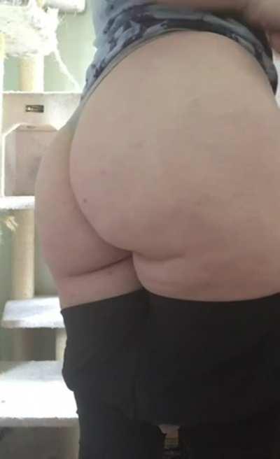 Would you pound my big milf ass?