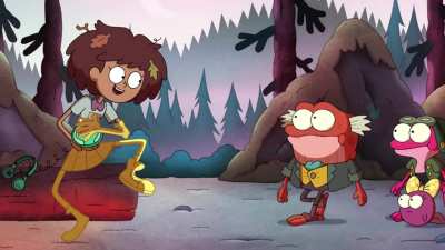 Hey Optimus! Did you know that this thing has a laser? WABAM! (Amphibia x G1 meme)