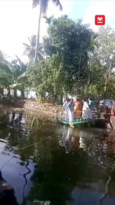 Kerala: Raft carrying panchayat members capsizes soon after inauguration in Alappuzha 