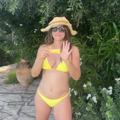 Looking smoking hot in the bikini