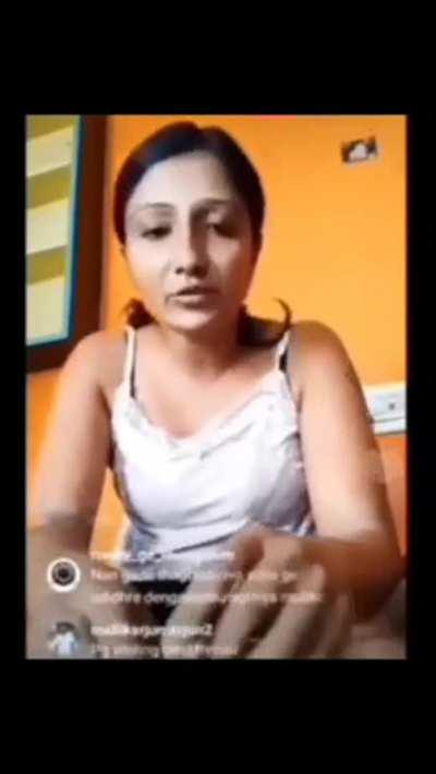 Checkout Latest Desi Model Viral Video, Showing her B00Bs & P$$¥ during Insta Live 🥰🔥TOTAL 2 VIDEO'S. Link in Commentss