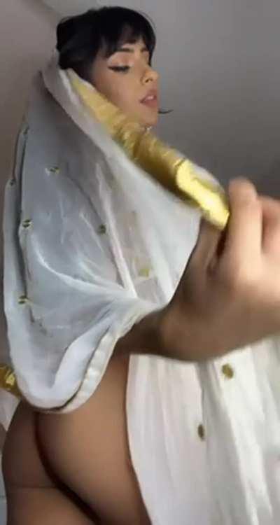 Would you like some Indian for breakfast? 😼🇮🇳✨