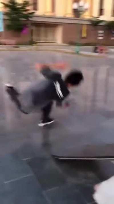 WCGW showing off skateboarding