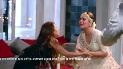 Sana Sayyad showing off her creamy pits