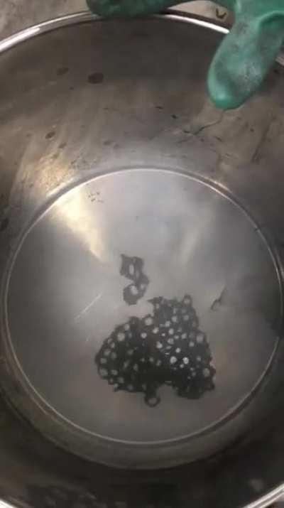 This is what happens when you pour liquid nitrogen into a dirty container