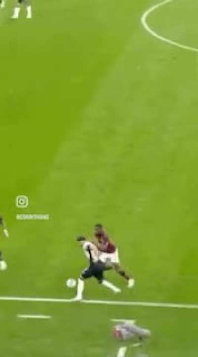 E esse lance do Romero? 