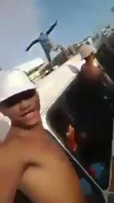 Grupo 10 chegando no churras