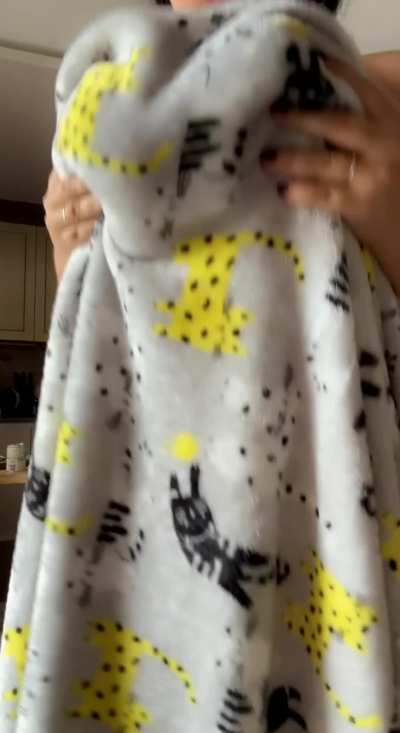 How you like my big polish tits?