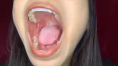 Dera's sloppy mouth is on Fansly