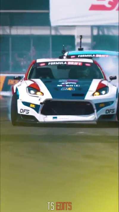 Filmed this clip of Castro clipping zone 2 at Long Beach!