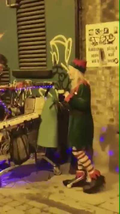I think after the 21 months we’ve all had, this is the only acceptable form of Christmas carols in Temple Bar