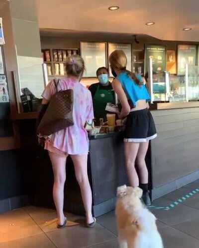 Woman yells at 19 y/o barista over having to wear a mask