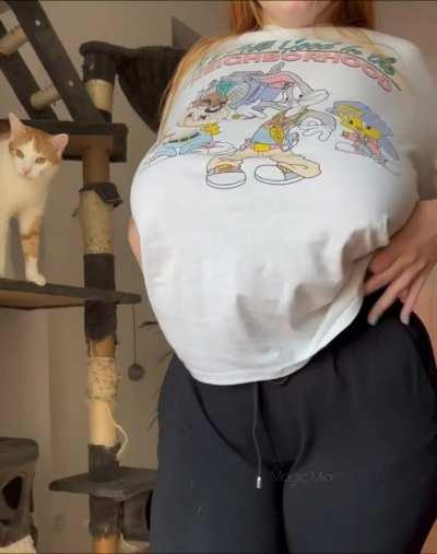 l used to be the shy girl at college in baggy Ts but little did they know…