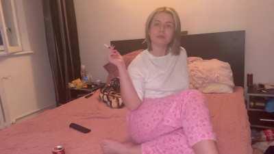 Chilling while farting and smoking in pijamas