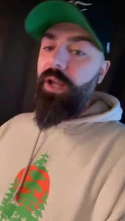 Before yall go crazy and start throwing out your carson figures watch this