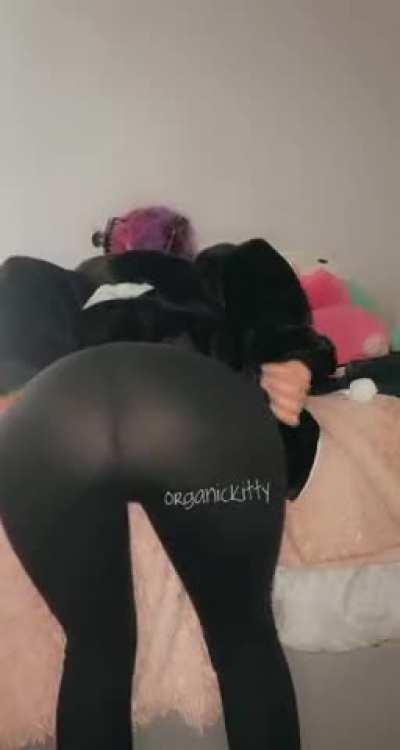 Only 1 more day of $3.33 OF!! Price going up tomorrow 🖤🖤🫶