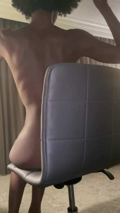 Wish you were the one I'm sitting on 