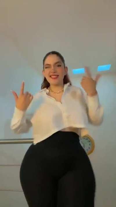 Real life Pixar mom, damm