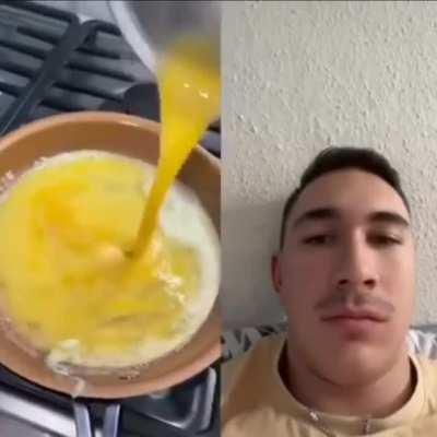 watching how omelette is made