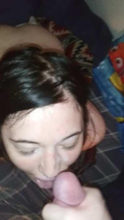 CumSlut knows Daddy's cum is a compliment for her pretty face