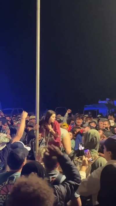 Daytona 500 Country Girl Crowd Pleasers