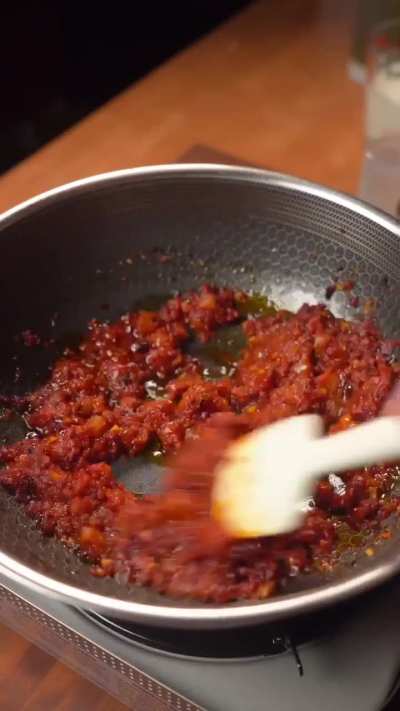 Chili oil vodka pasta