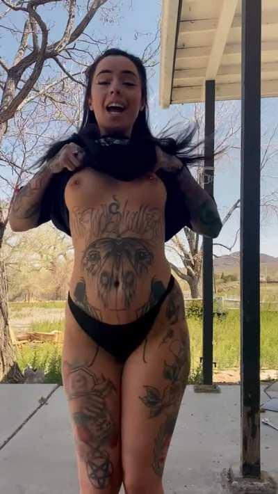 I hope this strip tease makes you smile ;)