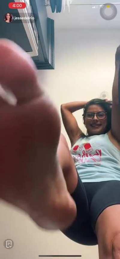 @jessedelrio giantess soles