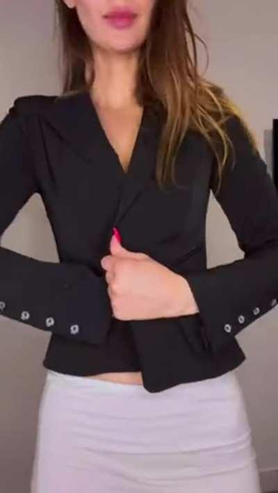 Always nice to see a pair of boobs